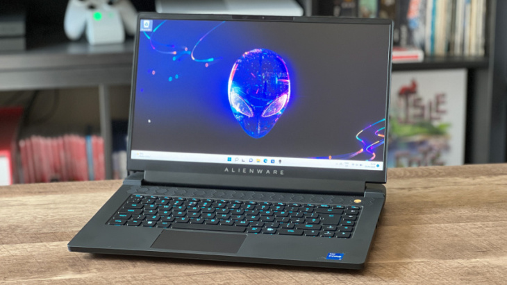 Alienware M15 R7